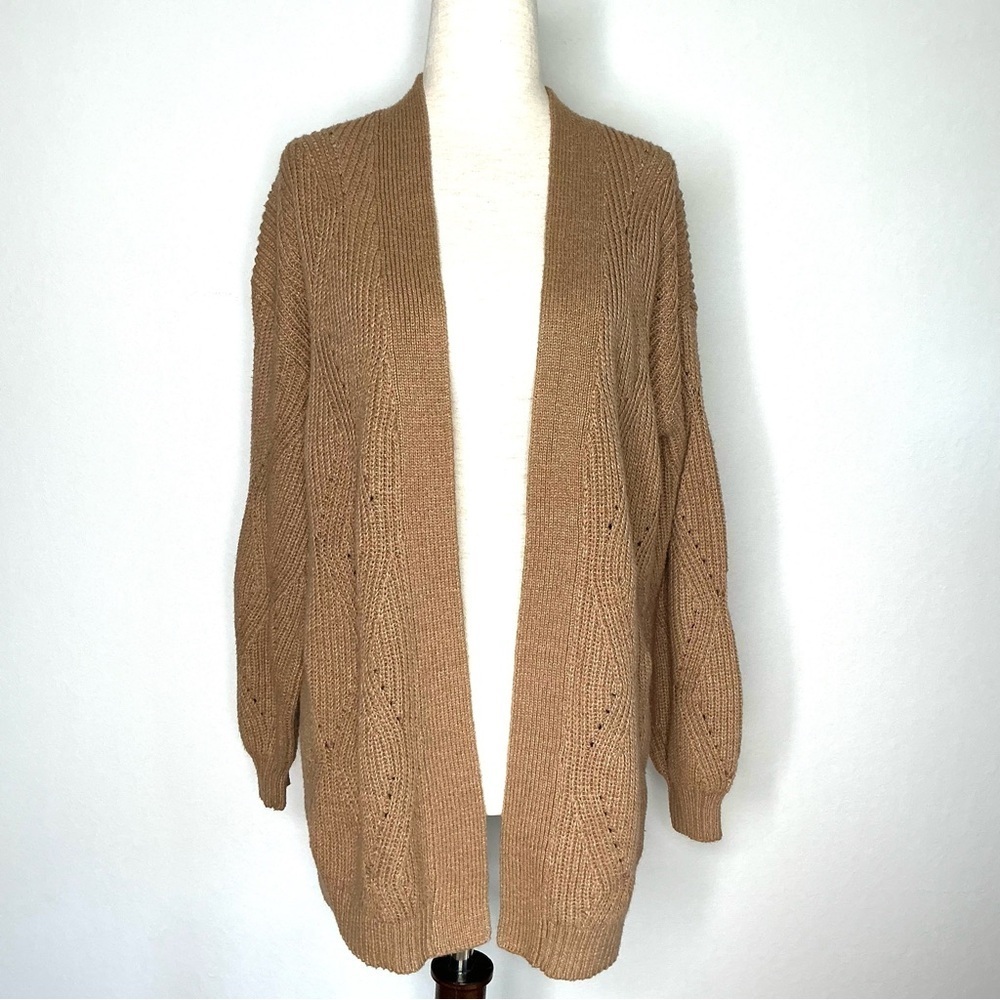 Cozy Tan Knit Cardigan Sweater Size Medium - Picture 2 of 15